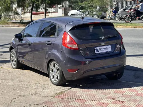 Ford Fiesta Kinetic 1.6 Design 120cv Titanium 2012