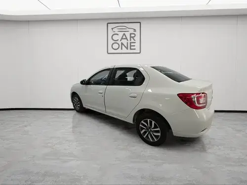 Renault Logan II 1.6 INTENS L25 2025