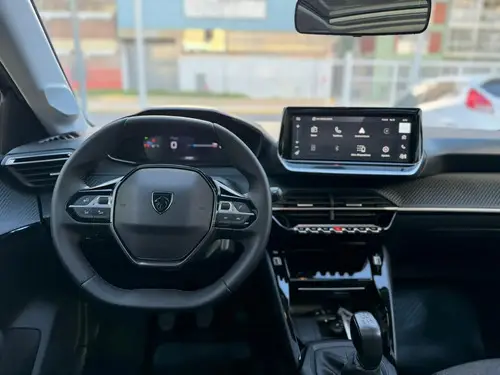 Peugeot 208 1.6 Allure Pack 2025