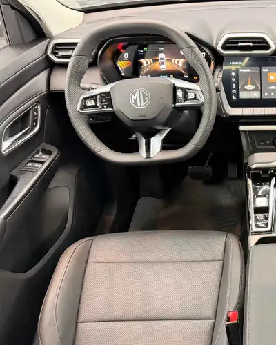 MG Zs hybrid+ 1.5 Hev Luxury At 2026