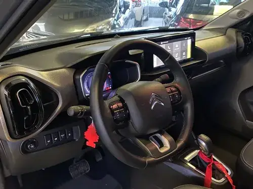 Citroën Basalt 1.0 T200 Shine Cvt 2025
