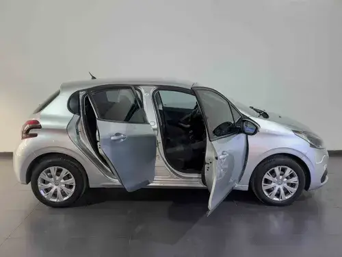 Peugeot 208 1.6 Active 2020