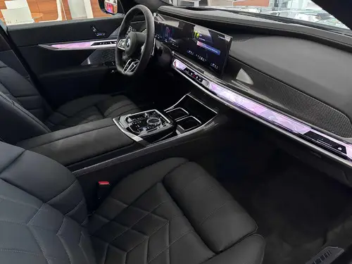 BMW 760i xDrive MSportPro 2025