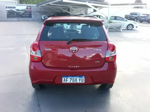 Toyota Etios 1.5 X 5p 2022