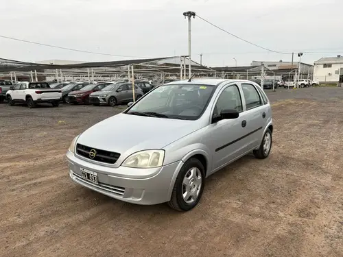 Chevrolet Corsa II 5 P GL AA DIR GAS 1.8 2007