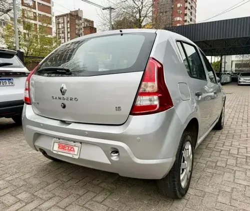 Renault Sandero 1.6 8V PACK L11 2011