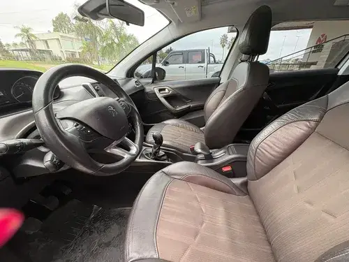 Peugeot 2008 1.6 Feline 2018