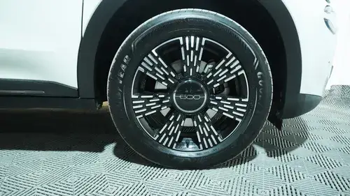 Fiat 600 hybrid 1.2 E-Dct 2025