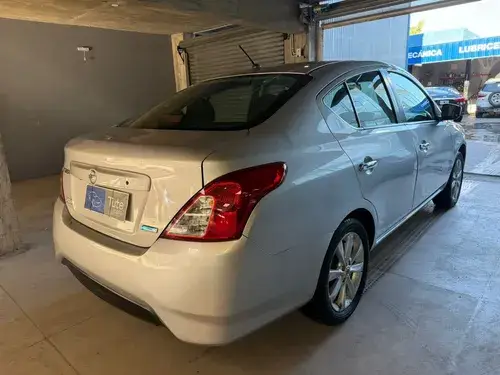 Nissan Versa 1.6 Advance Mt 2016