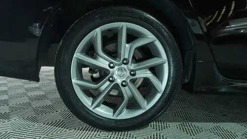 Nissan Sentra 1.8 Sr Pure Drive Cvt 2016