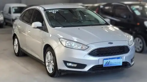 Ford Focus III 1.6 Sedan S 2017