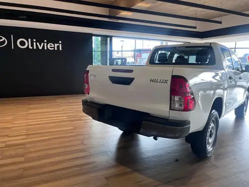 Toyota Hilux Pick-Up 2.4 Cd Dx 150Cv 4X4 At 2026