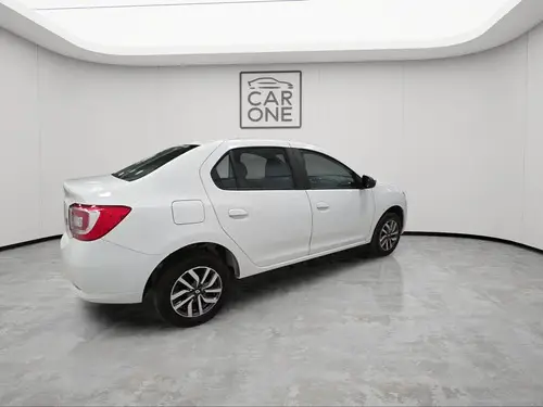 Renault Logan II 1.6 INTENS L25 2025