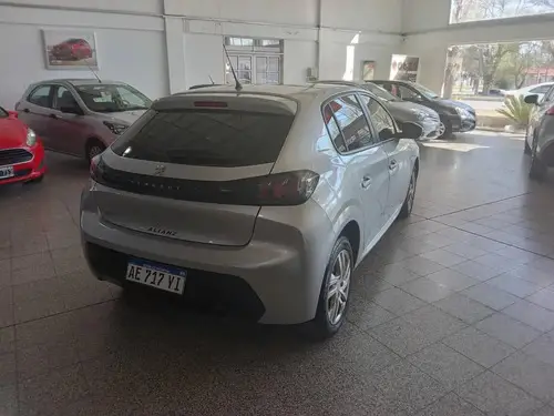 Peugeot 208 1.6 5p Active 2021