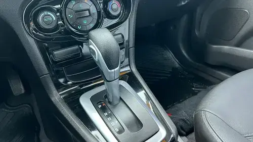 Ford Fiesta Kinetic 1.6 Titanium Powershift 120cv 2016