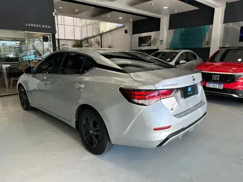 Nissan Sentra Advance 1.8 CVT 2022