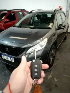 Peugeot 2008 1.6 Feline 2021