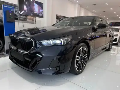 BMW 550e xDrive MSportPro 2025