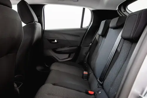 Peugeot 208 1.6 ALLURE AT L26 2026