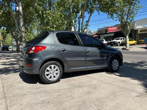 Peugeot 207 1.4 Xs 2011