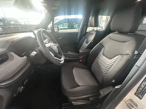 Jeep Renegade 1.3T Altitude At6 Fwd 2026