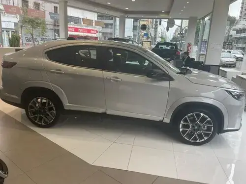 Fiat FASTBACK 1.3 T270 At6 2026