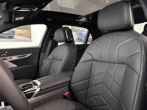BMW 760i xDrive MSportPro 2025