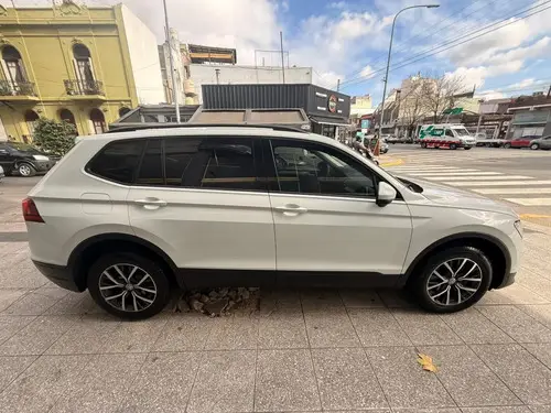 Volkswagen Tiguan Allspace 1.4 Tsi Trendline 150Cv 2Wd Dsg 2020