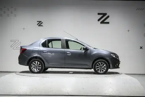 Renault Logan 1.6 16v Intense 2025