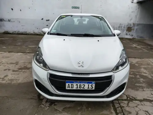 Peugeot 208 ACTIVE 1.6 115 2018