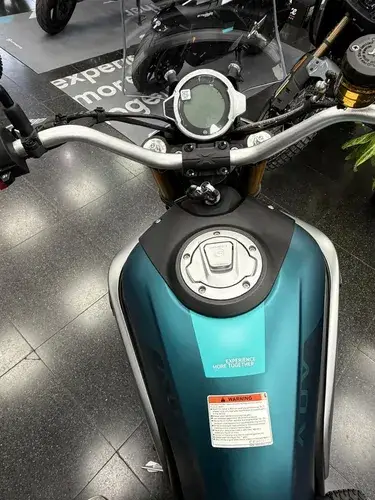 700 clx adv On-Off 2026