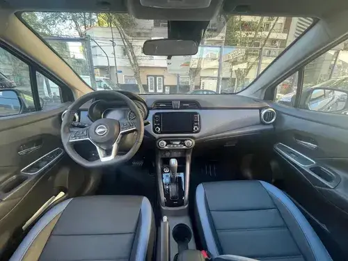 Nissan Versa 1.6 Exclusive Cvt 2026