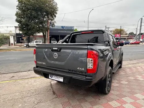 Nissan Frontier 2.3 Le Cd 4x4 At 2020