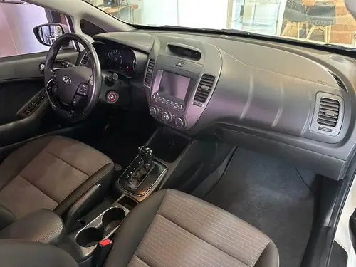 Kia Cerato EX 1.6 AT 2018