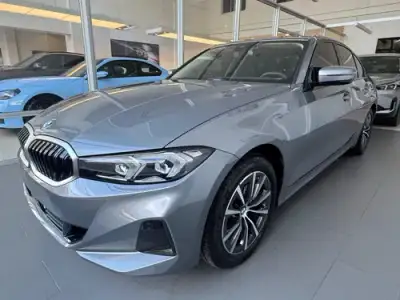 BMW 320i Sedan LCI SportLine 2025