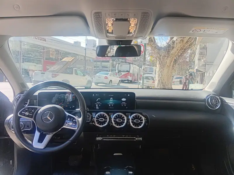 Mercedes-Benz A200 PROGRESSIVE 2020