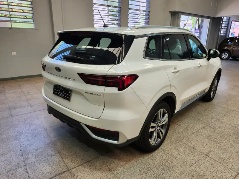 Ford Territory Titanium 1.8L 2025