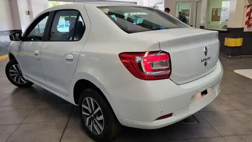 Renault Logan 1.6 16V Intense Opc. Gnc 2025