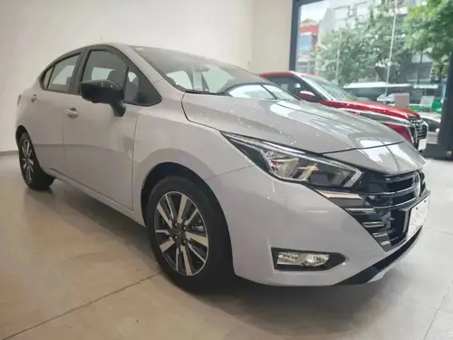 Nissan Versa 1.6 Sr Cvt 2026