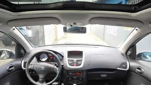Peugeot 207 1.6 Feline 106cv Tiptronic 2013