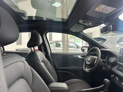 Fiat FASTBACK 1.3 T270 At6 2026