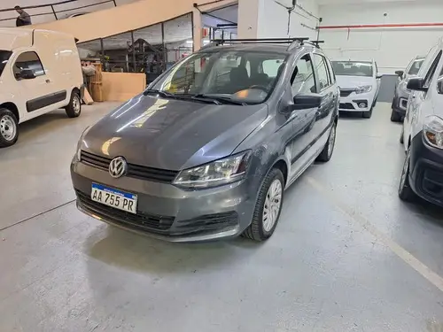 Volkswagen Suran Comfortline 1.6 2016