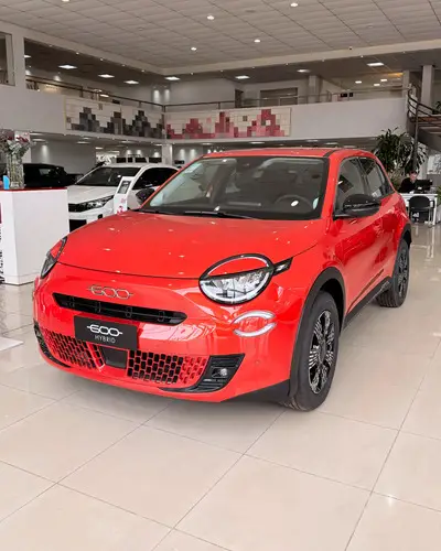 Fiat 600 hybrid 1.2 E-Dct 2026