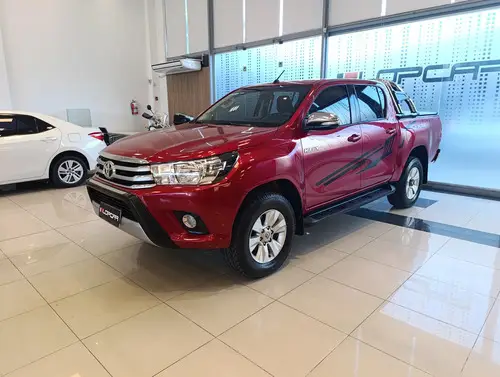 Toyota Hilux Pick-Up 2.8 Cd Srv 177cv 4x2 2017