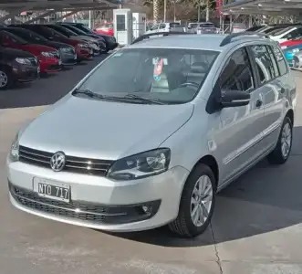 Volkswagen Suran 1.6 Limited Edition L14 2014