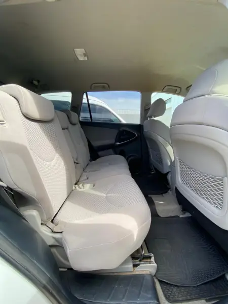 Toyota RAV 4 4X2 A/T FULL 2012