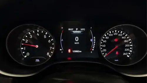 Jeep Compass 2.4 LONGITUDE AT6 4X2 L18 2019