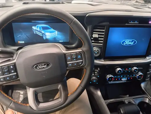 Ford F-150 5.0L V8 Tremor 4X4 At 2025