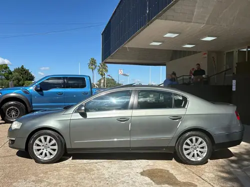 Volkswagen Passat 2.0 I Advance 2009
