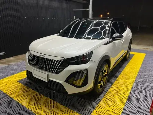 Peugeot 2008 1.0T Gt 2025